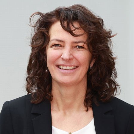 Britta Almstedt, Trovarit AG