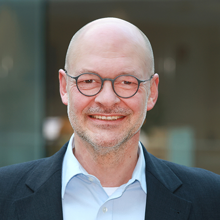 Dr. Volker Liestmann, Trovarit AG